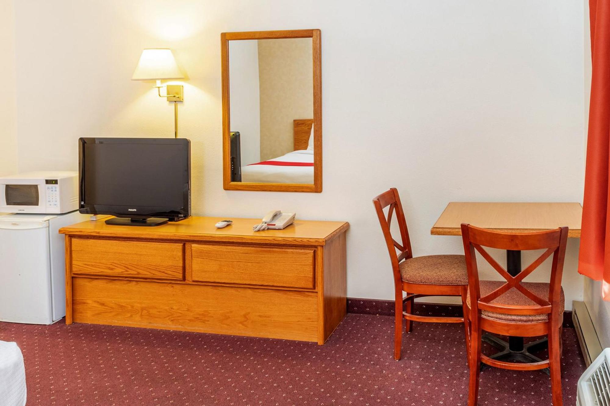 Oyo Hotel Shelby Mt Hwy 2 & I-15 Zewnętrze zdjęcie