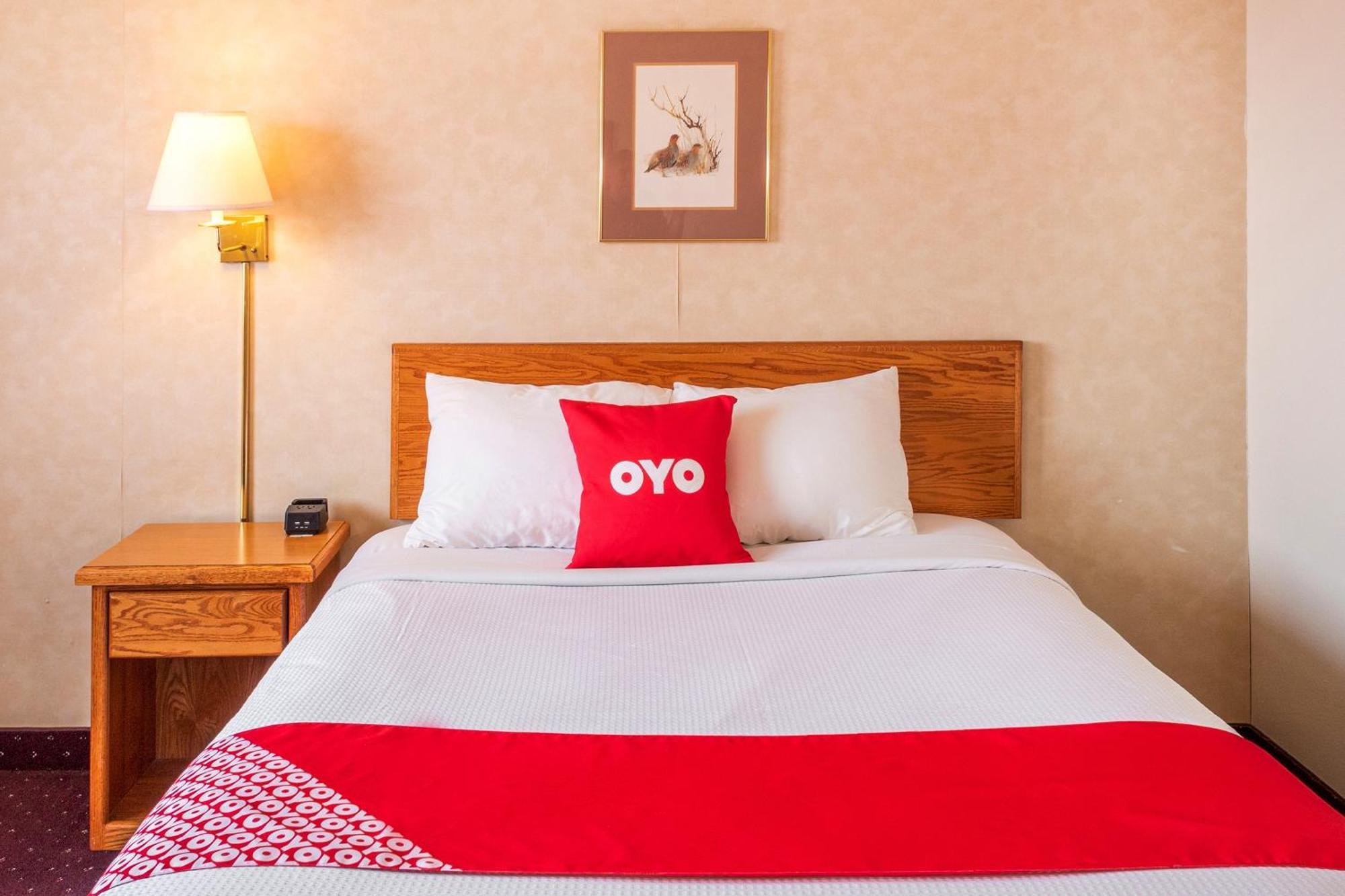 Oyo Hotel Shelby Mt Hwy 2 & I-15 Zewnętrze zdjęcie